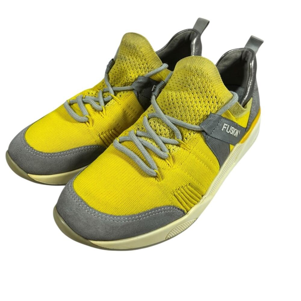 Sara Fusion 4 sneakers size 4.5